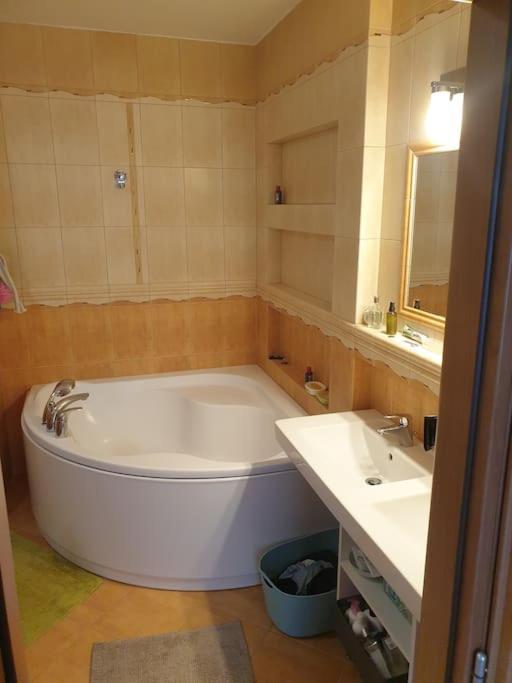 Mezonetovy Apartman V Centre Novej Dubnice Ilava المظهر الخارجي الصورة