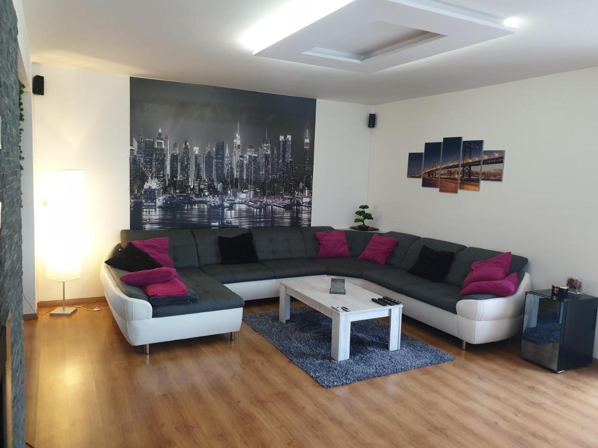 Mezonetovy Apartman V Centre Novej Dubnice Ilava المظهر الخارجي الصورة